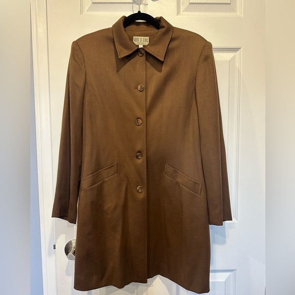 Classic Fall Chocolate Brown Women's Wool Coat | Canada Made | EUC | Petite 8 - Picture 8 of 10